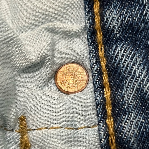 Levi's 501 Mens Jeans Fit 32X32 Blue Button Fly Denim - Picture 7 of 16